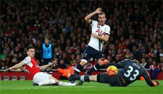 他是那个时 他是那个时