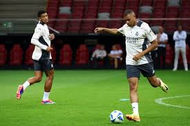 场产生深远 场产生深远